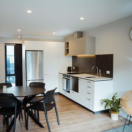New Townhouse, Heart Of City Centre, 2 Bed 2 Bath, Car Park Christchurch Exteriör bild