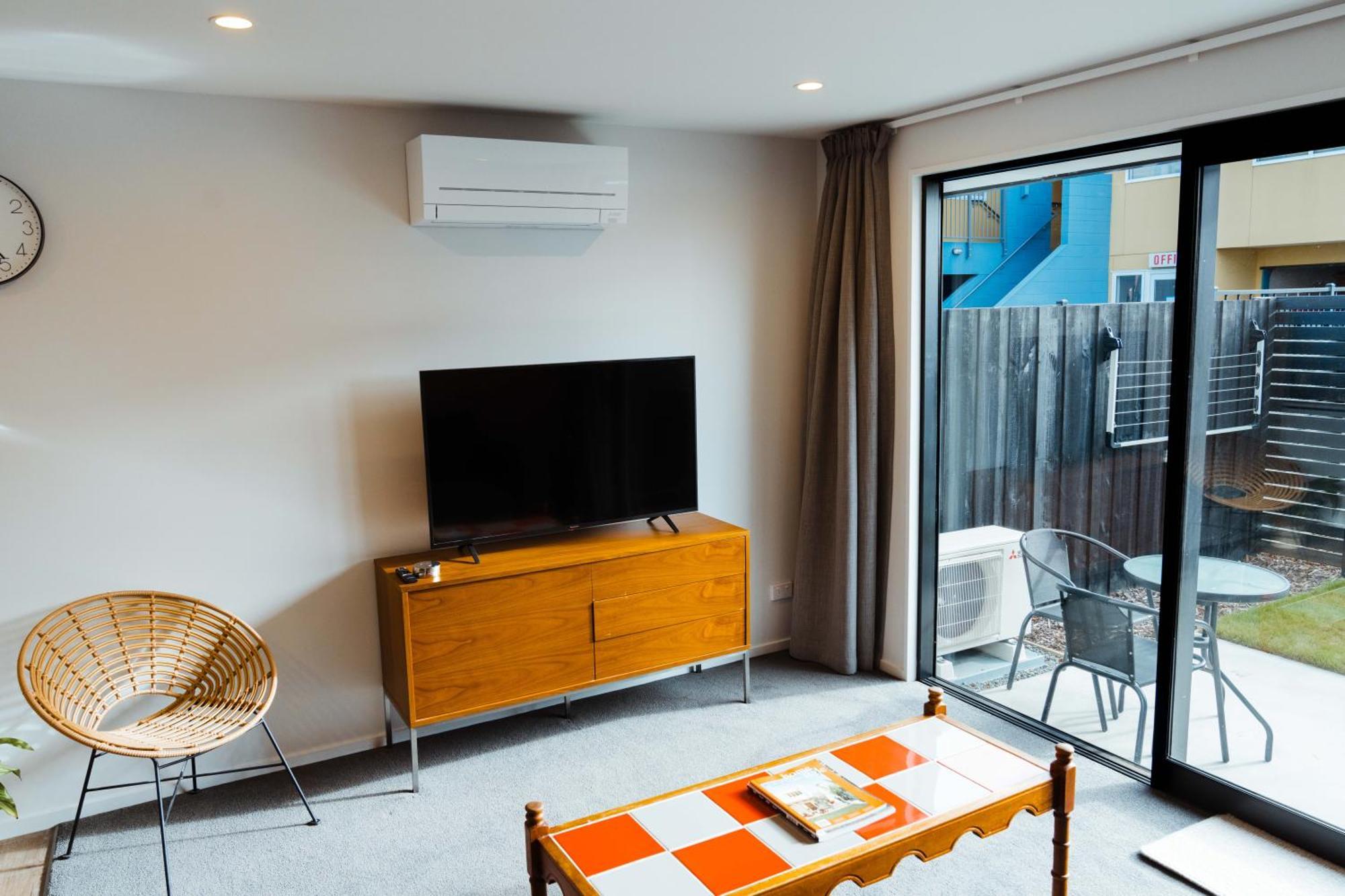 New Townhouse, Heart Of City Centre, 2 Bed 2 Bath, Car Park Christchurch Exteriör bild